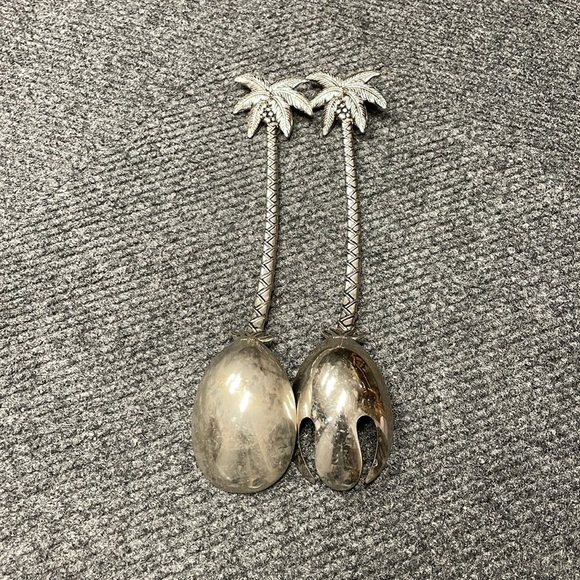 Godinger Palm Tree Large Salad Serving Set Silver Dinnerware Serving Tongs - Picture 4 of 6